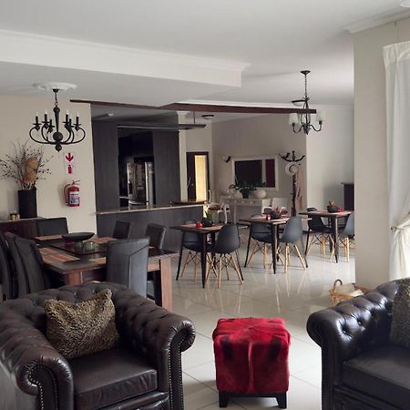 سواكوبموند Cora'S Boutique Bed & Breakfast المظهر الخارجي الصورة
