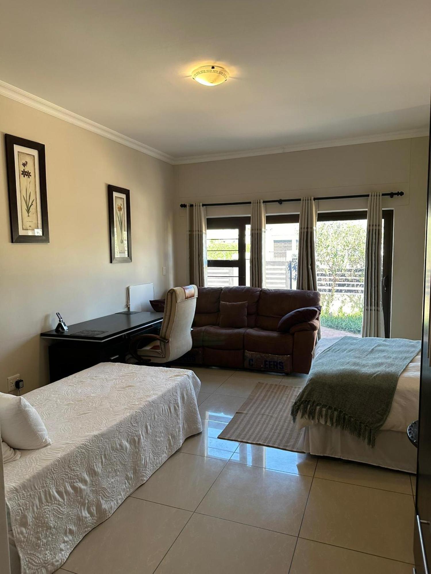 سواكوبموند Cora'S Boutique Bed & Breakfast المظهر الخارجي الصورة