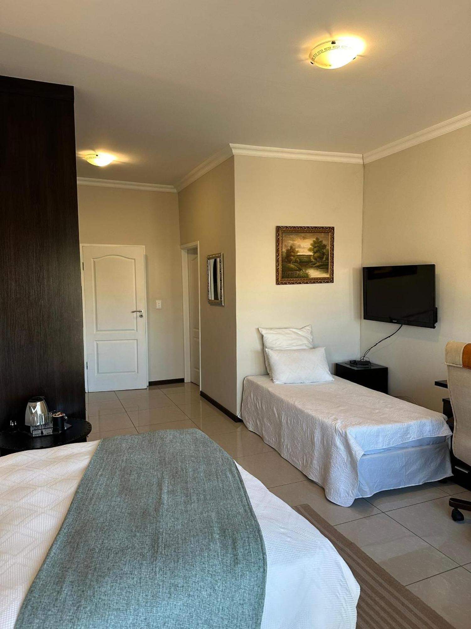 سواكوبموند Cora'S Boutique Bed & Breakfast المظهر الخارجي الصورة