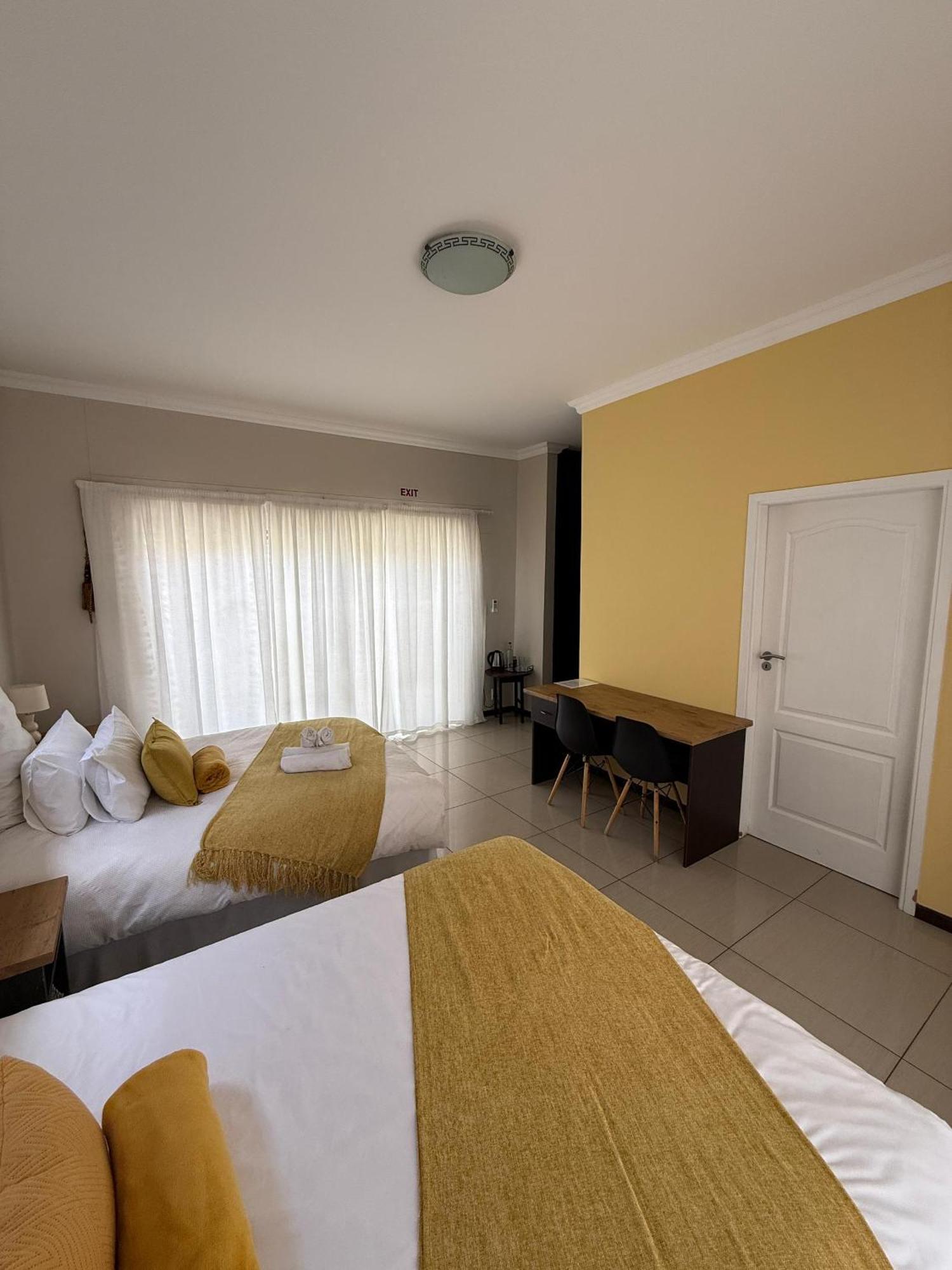 سواكوبموند Cora'S Boutique Bed & Breakfast المظهر الخارجي الصورة