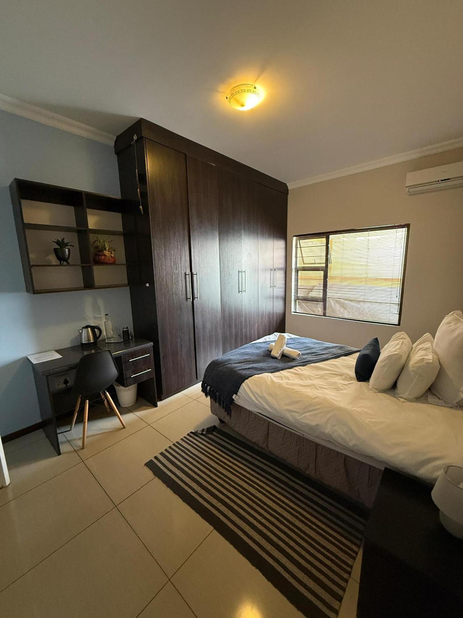 سواكوبموند Cora'S Boutique Bed & Breakfast المظهر الخارجي الصورة