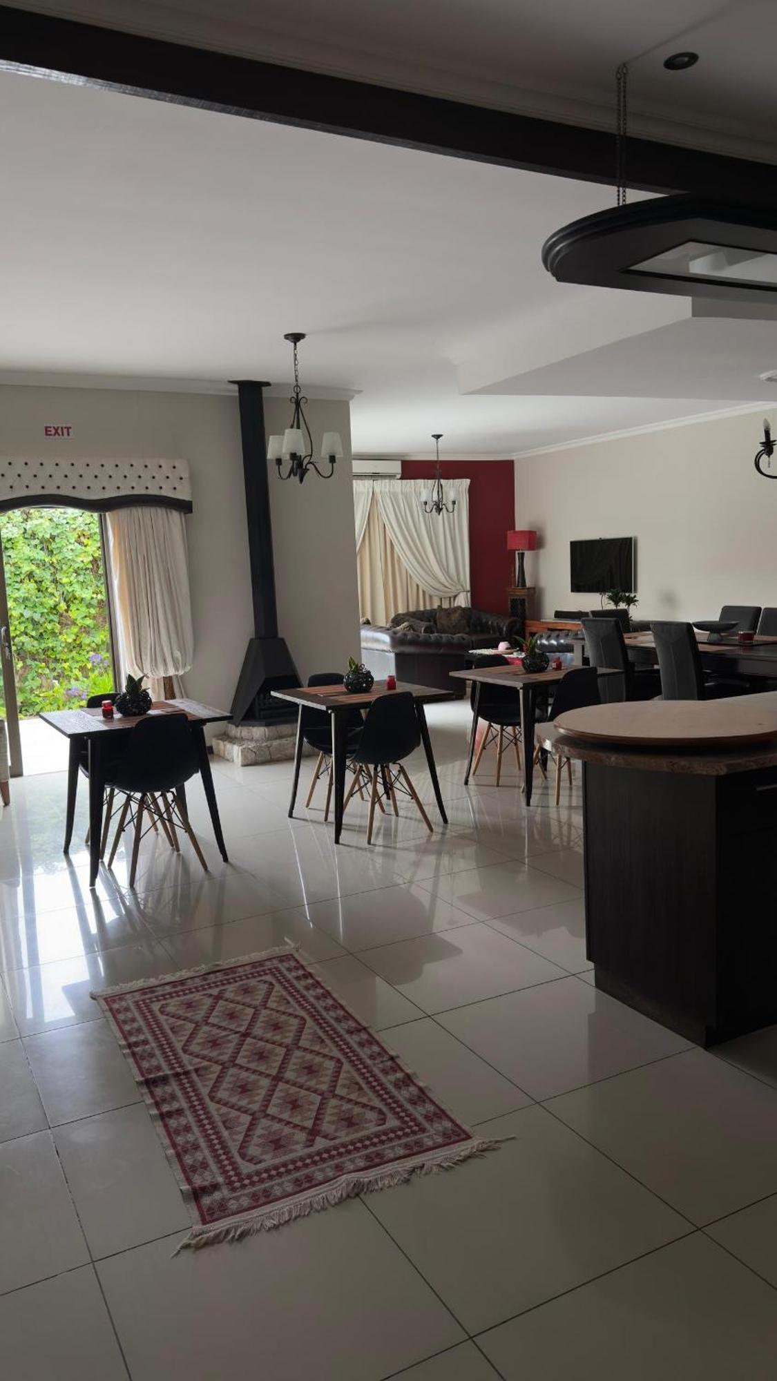 سواكوبموند Cora'S Boutique Bed & Breakfast المظهر الخارجي الصورة