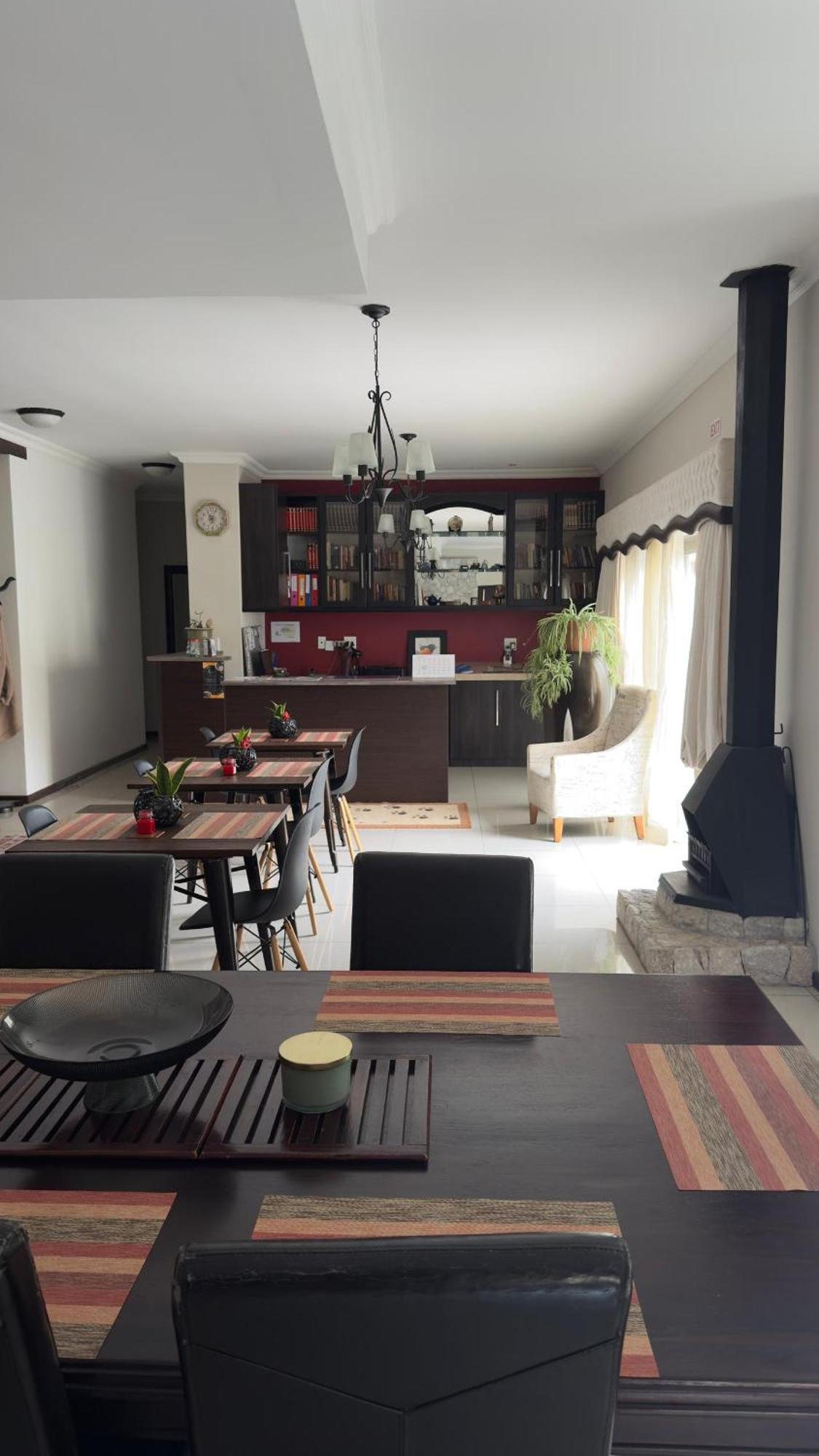 سواكوبموند Cora'S Boutique Bed & Breakfast المظهر الخارجي الصورة